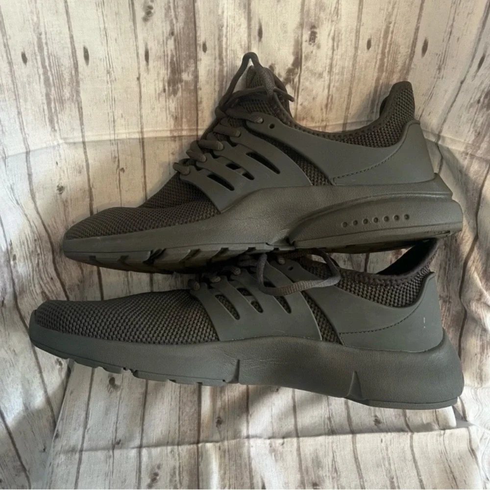 👠🖤Men's Gray Athletic Shoes Biacolum Non Skip Size 10 1/2